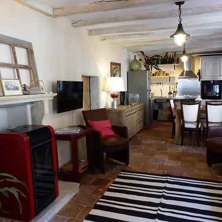 Chaleureux A La Ferme Pres De Vulcania Avec Jardin Et Activites Enfants - Fr-1-489-166 Vicq (Allier)